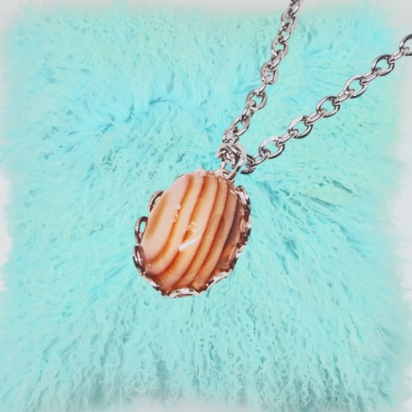 .Genuine Banded Agate Stone Pendant with Stainless Steel Chain - Picture 4 of 4